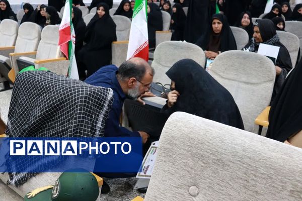همایش مادران پرچم دار در شهرستان خلیل‌آباد 