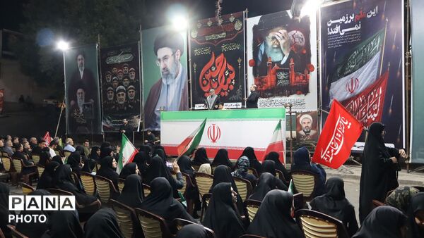 گردهمایی بزرگ فرهنگیان انقلابی خرم‌آباد با حضور مدیرکل آموزش و پرورش لرستان 
