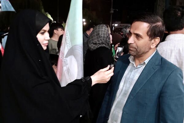 موکب آموزش و پرورش ناحیه یک کرمانشاه، نقطه عطف راهپیمایی شبانه شد