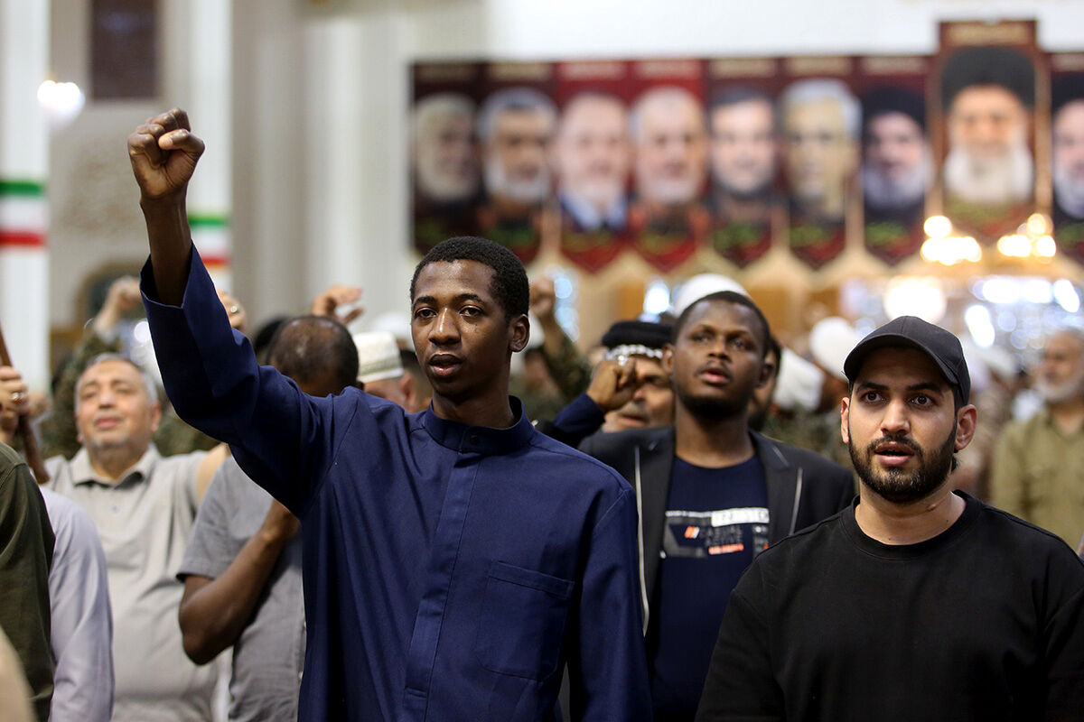 اجتماع حوزویان قم در حمایت از شیعیان کشورهای حوزه خلیج فارس