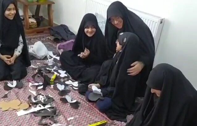 همدلی دخترانه در ایام ماه رمضان/ فیلم