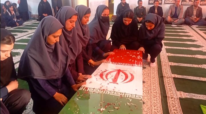 ادامه دهندگان راه شهدا