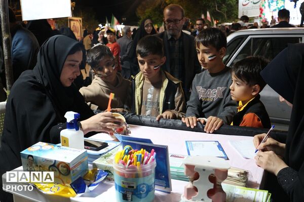 اجرای طرح ویزیت رایگان  دندان  در اجتماعات شبانه بجنورد