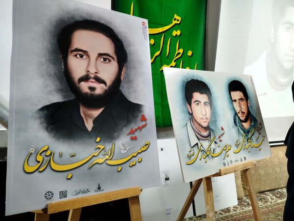 مراسم رونمایی از تصاویر دیجیتال شهدا در کاشمر
