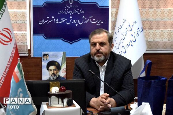 تجلیل از خبرنگاران فعال پانا در منطقه ۱۴؛ گام تازه برای توسعه آموزش‌های تخصصی رسانه‌ای دانش‌آموزان