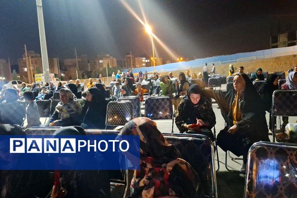 بزرگداشت مقام شهدای دفاع مقدس در آخرین روز هفته دفاع مقدس