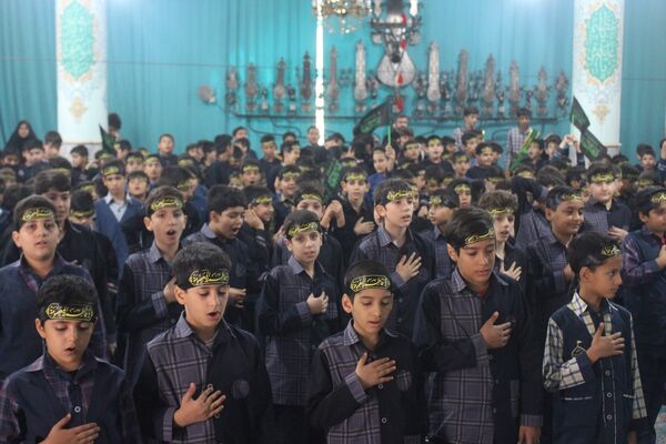 عزاداری دانش‌آموزان قم در آستان مقدس امامزاده سیدعلی(ع)