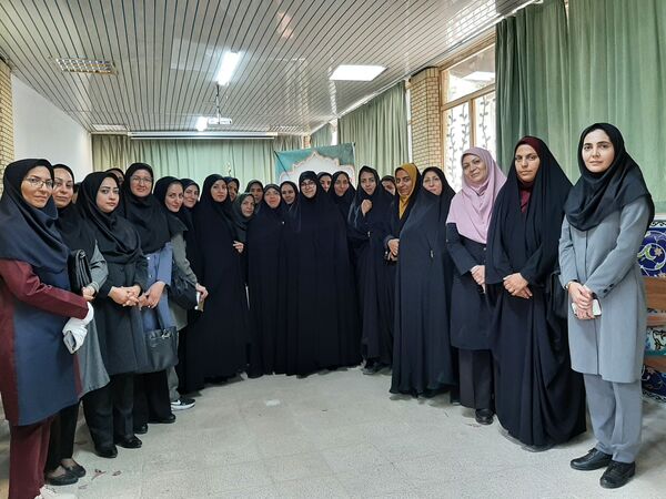 اختتامیه دوره ارتقاء مهارت‌های رابطان مشاوره نواحی هفت‌گانه مشهد و تبادکان