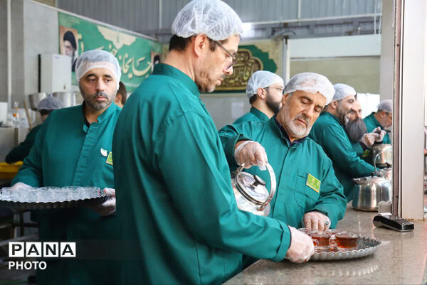 مراسم عزاداری ۲۸ صفر در حرم حضرت معصومه(س)