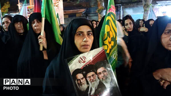 چهل وهفتمین قرار شبانه همچنان لبیک گویان در خیابان‌های کوهدشت