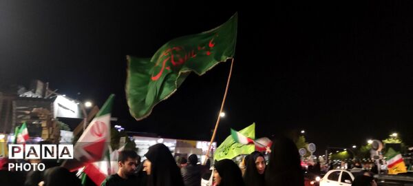 تجمعات مردمی و رژهٔ ماشینی در میدان شریعتی مشهد