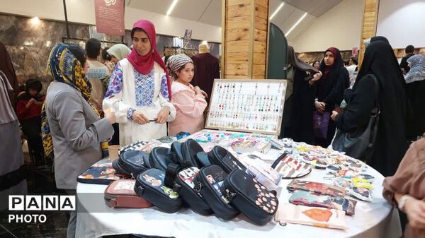 هشتمین نمایشگاه مد و لباس در شیراز