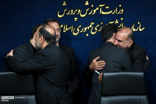 مراسم تکریم  و معارفه قائم‌مقام سازمان دانش‌آموزی