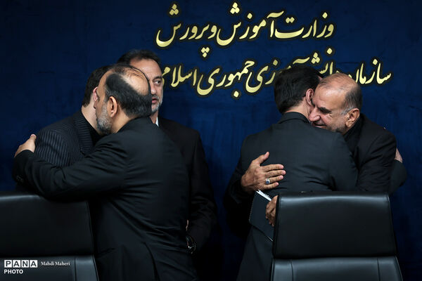 مراسم تکریم  و معارفه قائم‌مقام سازمان دانش‌آموزی