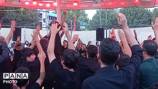 حضور پرشور مردم ملایر در آیین جاماندگان اربعین حسینی (ع)