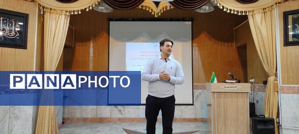 برگزاری همایش رتبه آفرینان برتر مؤسسه کاج در کانون سمیه شیروان