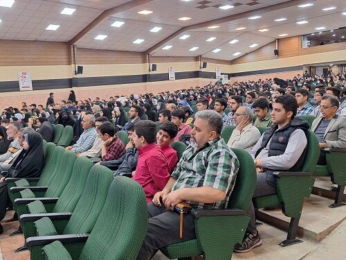 بزرگترین محفل انس با قرآن کریم همزمان با مدارس کشورهای اسلامی در البرز