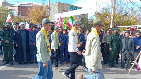 ۱۳ آبان، حماسه ی حضور در رازوجرگلان