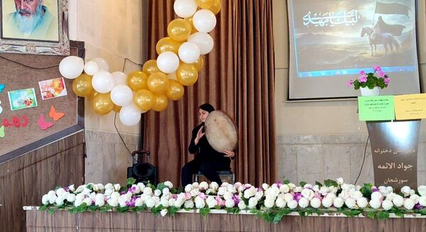 شکوه جشن دهه فجر در دبیرستان جوادالائمه سورشجان