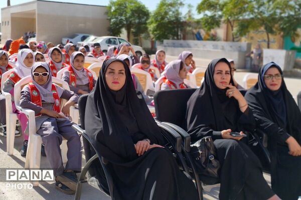 جشن عاطفه‌ها در دبستان شهید امیرکمندی