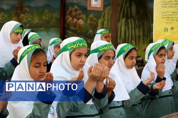 برگزاری یادواره شهدای منا و جنگ ۱۲ روزه در مدرسه شاهد نیک اندیشان