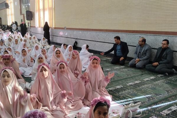 جشن تکلیف هزار دانش‌آموز دختر ناحیه ۳ شیراز
