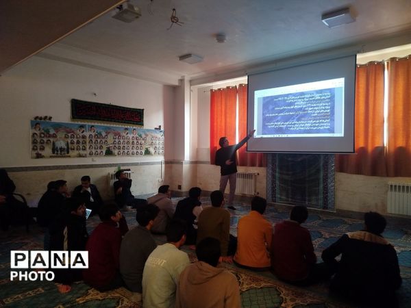 دانش‌آموزان مرندی، راویان نسل امروز انقلاب اسلامی