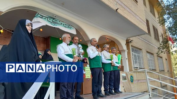 آغاز مهر با حضور خادمین حرم امام رضا(ع) در مدرسه عباسقلی رهگذر شهریار