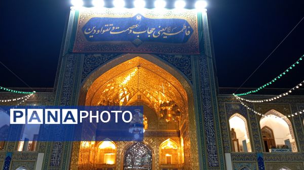 گل آرایی و چراغانی حرم رضوی 