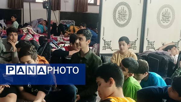 کلاس درس و اخلاق برای معتکفین اعتکاف دانش‌آموزی «سه روز در بهشت»