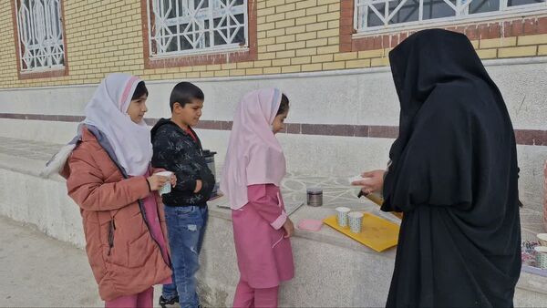 پویش صبحانه سالم در مدارس روستایی شهرستان باشت