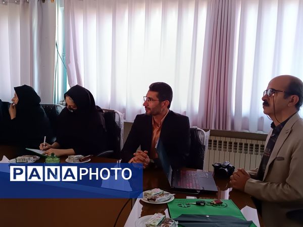 برگزاری دوره آموزشی محیط زیست ویژه مدیران و مراقبان سلامت فارسان