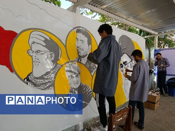 نمایشگاه نقاشی حماسه حسینی در اداره آموزش و پرورش ناحیه ۷ مشهد مقدس