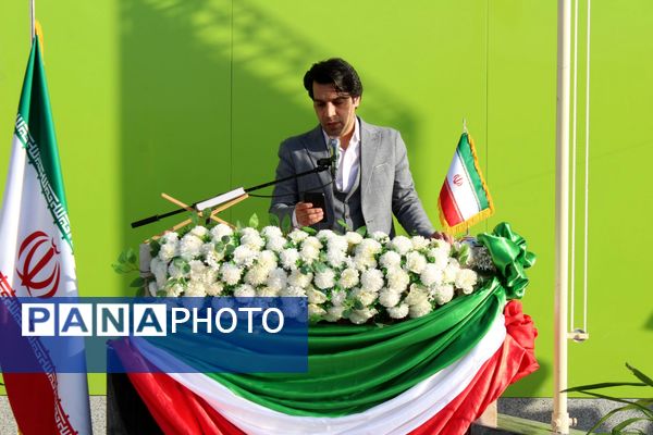 تجهیز هنرستان ۱۲ کلاسه «بصیرت سملقان»  به امکانات آموزشی نوین