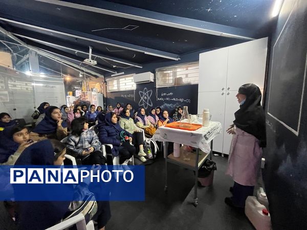 آشنایی با صور فلکی در اردوی علمی انگاریوم دانشگاه فردوسی