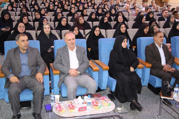 گردهمایی مدیران مدارس ناحیه 2 تبریز