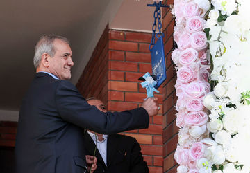 زنگ آغاز سال تحصیلی توسط رئیس‌جمهور پزشکیان نواخته شد