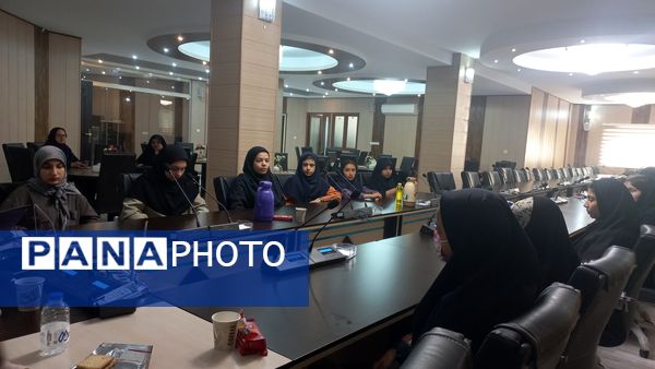  برگزاری نشست خبرنگاران خبرگزاری پانا در‌کانون شهید فهمیده کرج 