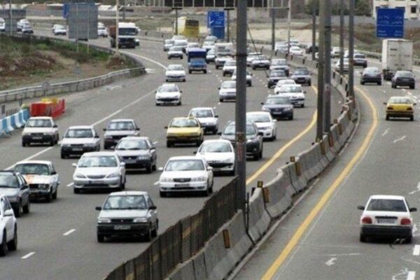 بیش از ۱۶۰ هزار زائر با ناوگان عمومی از مشهد خارج شدند/ تداوم تقویت ناوگان برای موج بازگشت