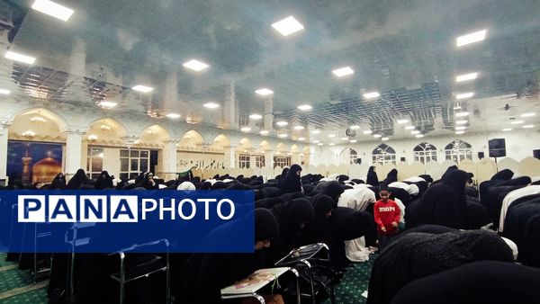 حضور پر شور مردم در نماز جماعت