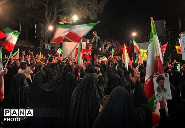 عزاداری گسترده در خیابان خرمشهر کاشمر همزمان با اجتماعات شبانه