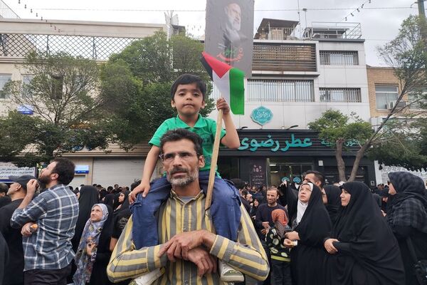 وداع تاریخی مشهدی‌ها با خادم‌الرضا؛ شهید جمهور