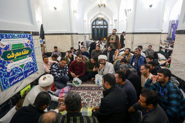 آیین معنوی اعتکاف در حرم مطهر رضوی- ۳