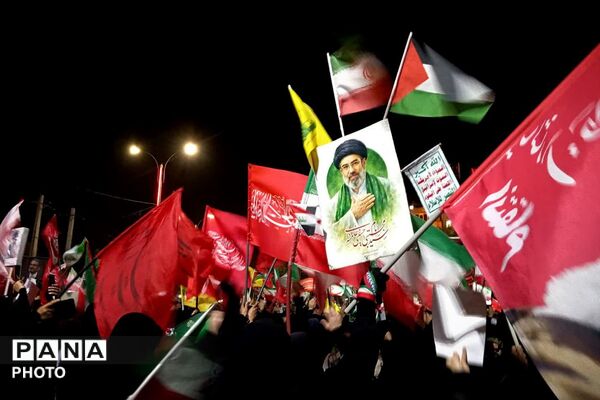 همنشینی اشک و حماسه در میدان شهدای باقرشهر