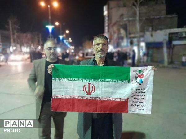 تداوم تجمعات شبانه مردمی در خونخواهی شهید امت و آئین شبی با پیکر شهدا