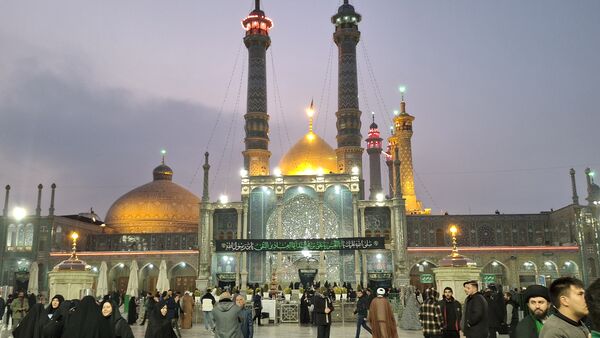 مراسم عزاداری شام شهادت امام هادی(ع) در حرم بانوی کرامت 