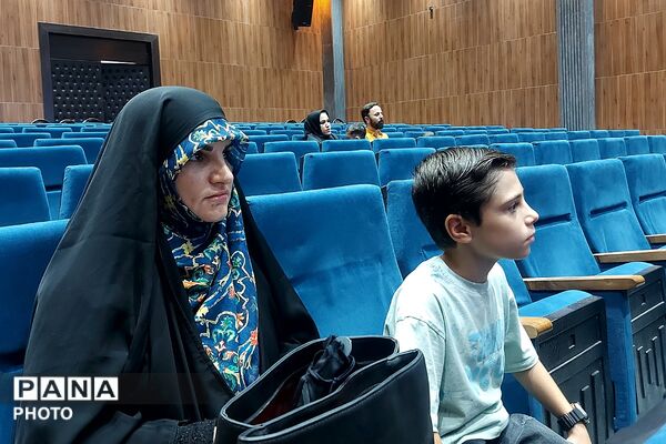 دومین کارگاه توانمندسازی مربیان سازمان دانش‌آموزی کهریزک 
