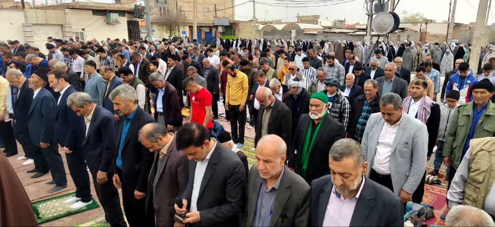 نماز عید سعید فطر در شهر جعفریه قم