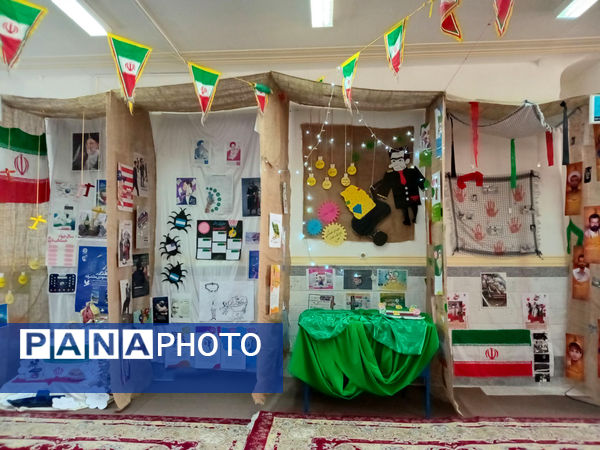 حال و هوای نمایشگاه مدرسه انقلاب در شهر جعفریه قم