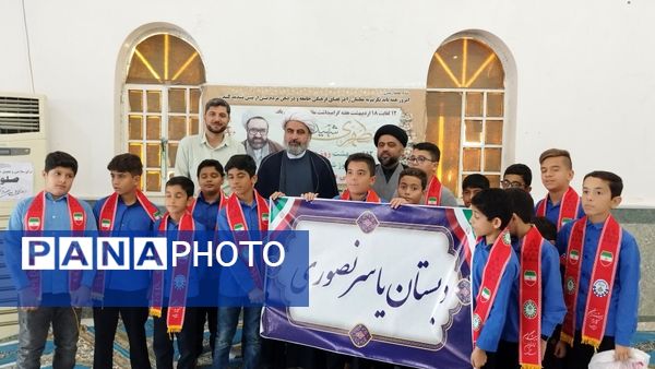 میز خدمت آموزش و پرورش در نماز جمعه